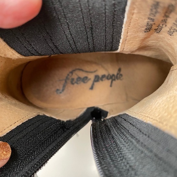 Free People James Chelsea Ankle Boots Cream Leather Platform Size 37 EU/6-6.5 US - Picture 11 of 16